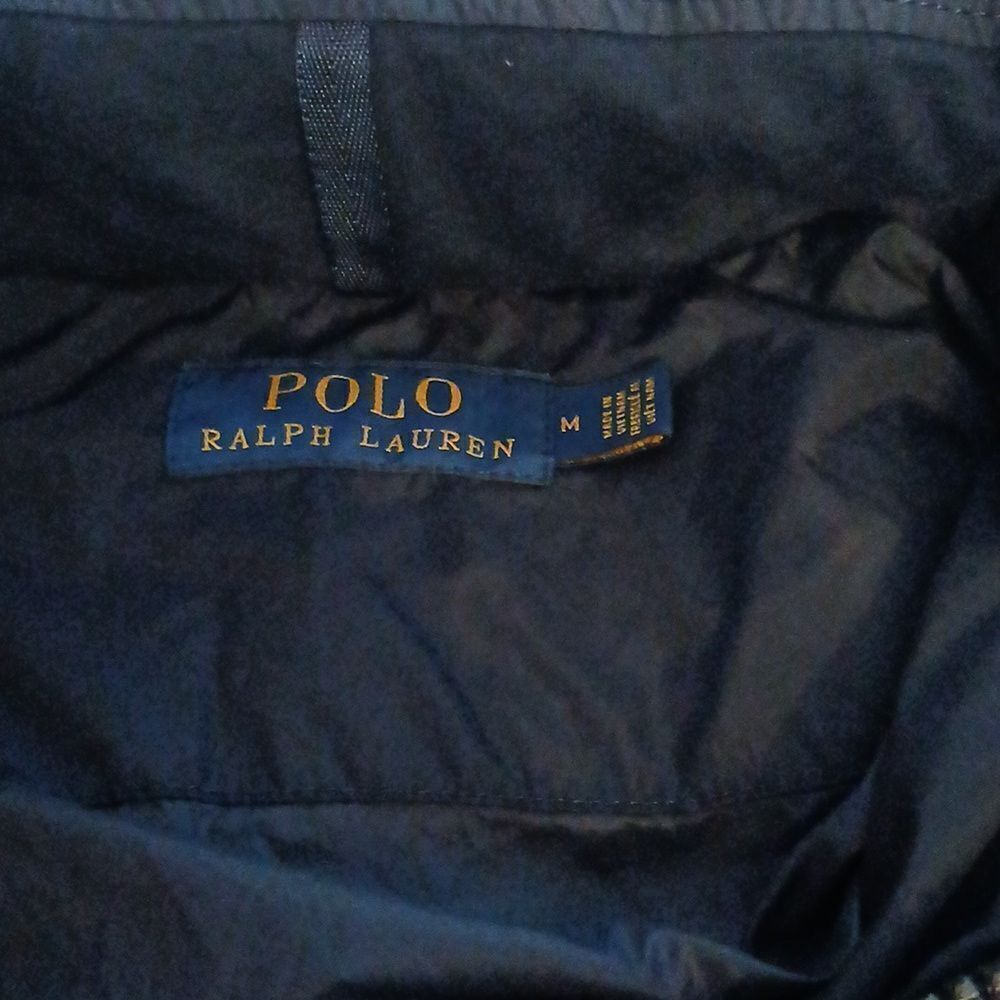 Polo   - Picture 3 of 6